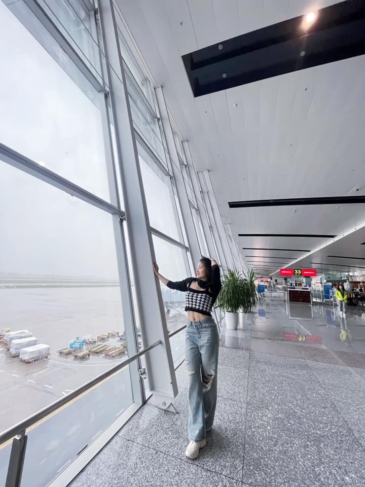 Những tưởng sự nghiệp thi đấu thể thao của Linh Na dừng lại, nhưng bằng ý chí, nghị lực, cô gái quê Hòa Bình đã vượt khó và giành được HCV ở hai kì SEA Games 31 và SEA Games 32. Ảnh: FBNV