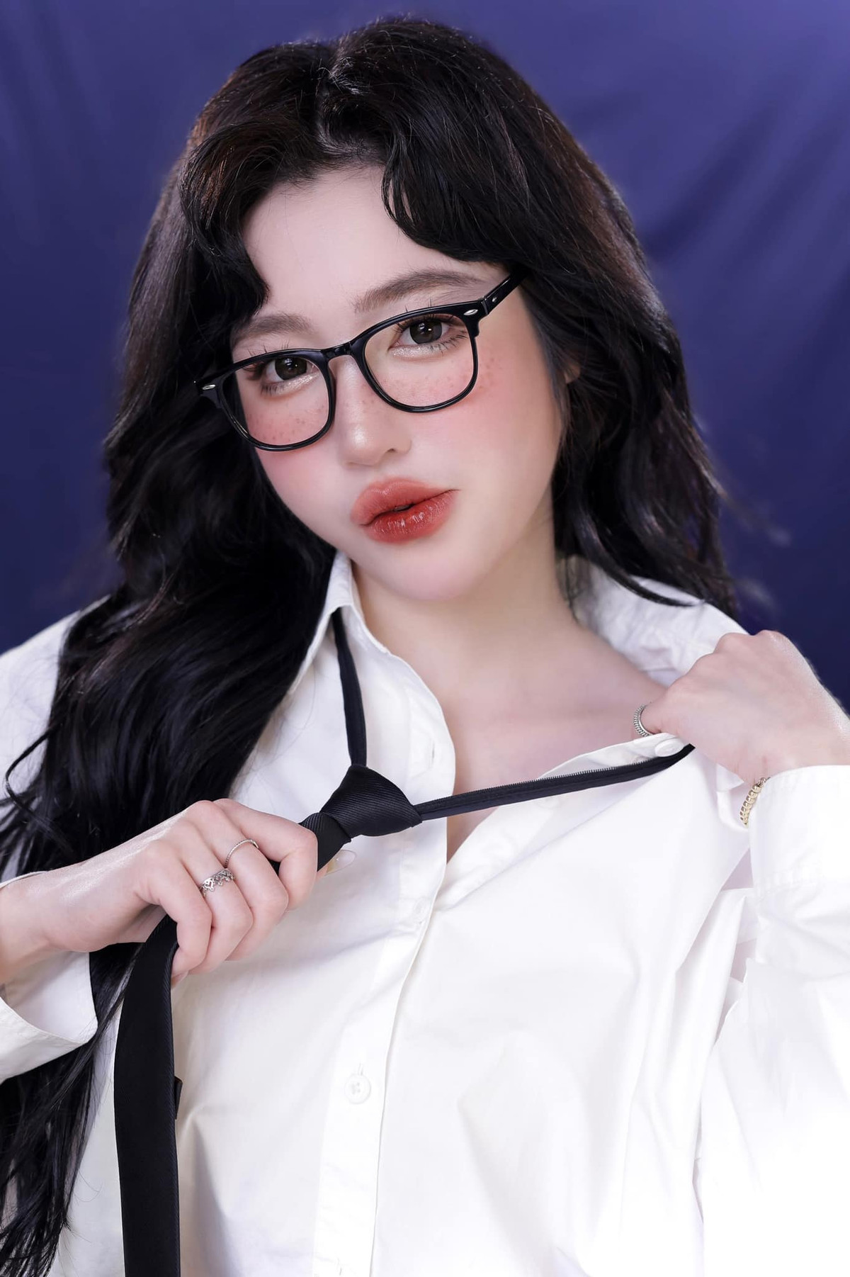 Elly Trần lựa chọn cuộc sống bình yên bên cạnh con gái và ít dần trong những hoạt động nghệ thuật.