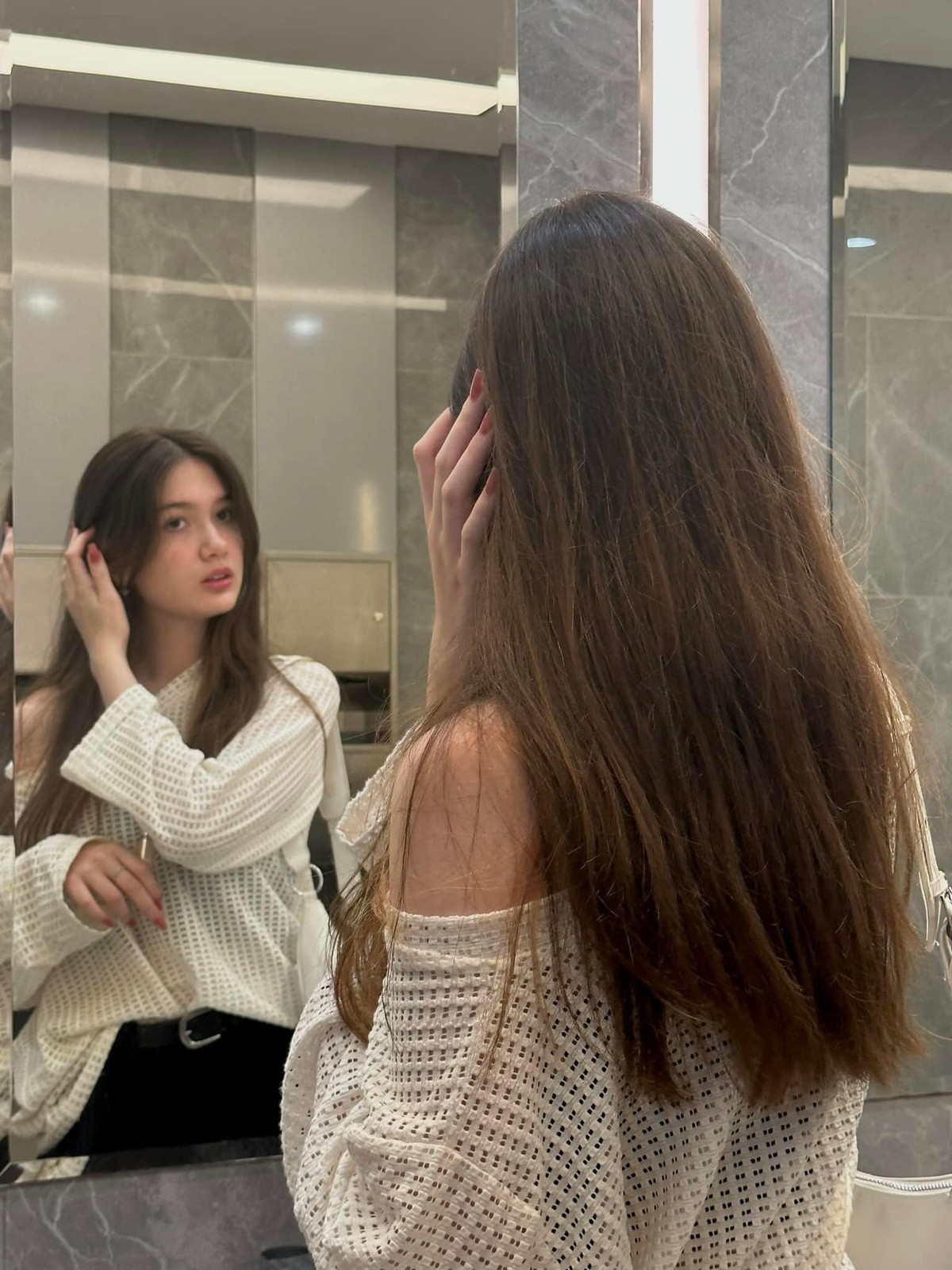 Cô gái mang hai dòng máu Việt - Nga có nước da trắng trẻo, nụ cười duyên.