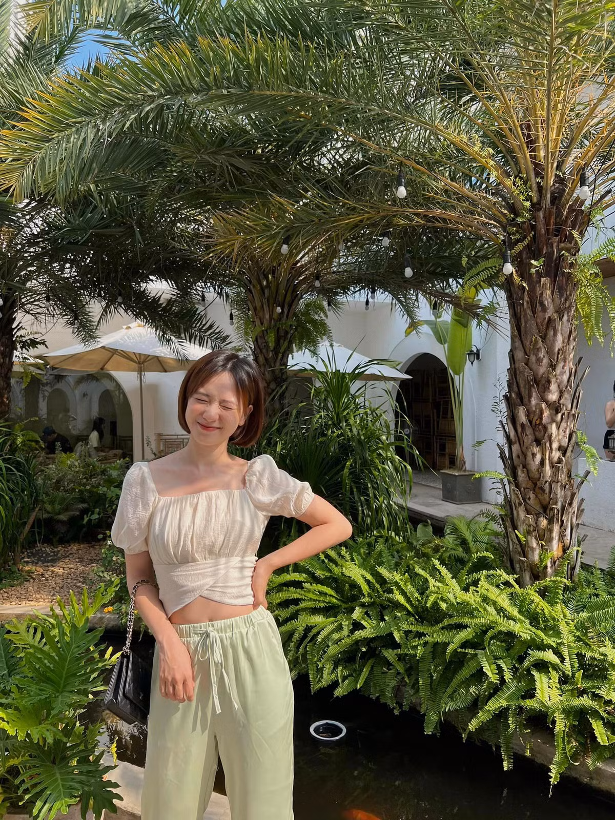 Kể cả thời điểm trước đó hay hiện tại, Trâm Anh luôn nằm trong top các hot girl sở hữu mặt mộc đẹp, làn da mịn màng.