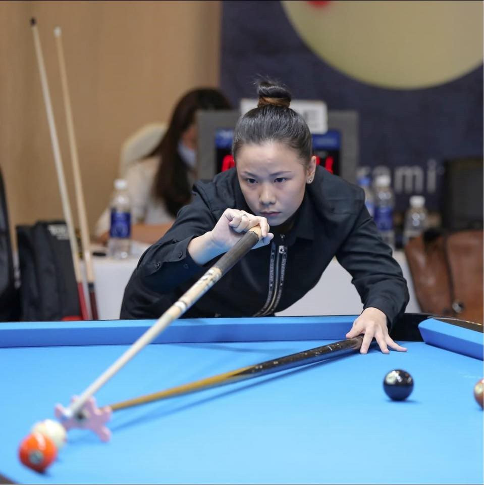 Ở Việt Nam, Yến Nhi nổi tiếng trong làng billiards từ rất sớm. Theo đánh giá của giới chuyên môn Yến Nhi từ lâu đã được biết đến là một tài năng hiếm có.