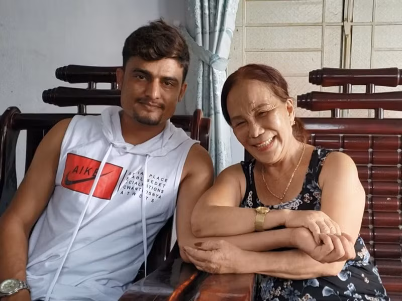 Cặp đôi đã chứng minh cho cư dân mạng thấy tình yêu của họ là chân thành, không hề mù quáng hay vụ lợi gì.