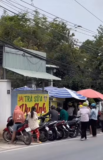 Cơn sốt này lan rộng đến nỗi nhiều bạn trẻ than thở rằng bây giờ không còn mãng cầu để mà ăn. Ảnh chụp màn hình