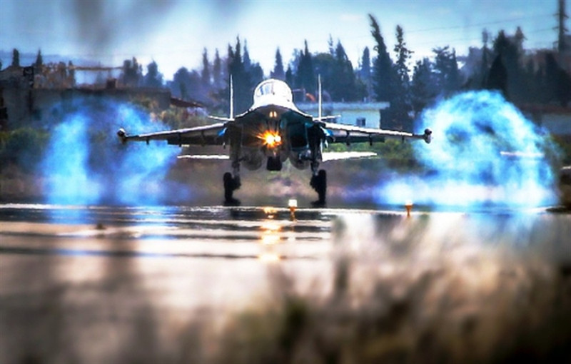 Với những hệ thống được trang bị mới, hiệu quả chiến đấu của Su-34 sẽ tăng thêm ít nhất hai lần. "Máy bay rất hứa hẹn và tôi chắc chắn rằng nó sẽ sỡ hữu những khả năng tấn công khác hẳn so với Su-34 nguyên bản", chuyên gia Nga nói.