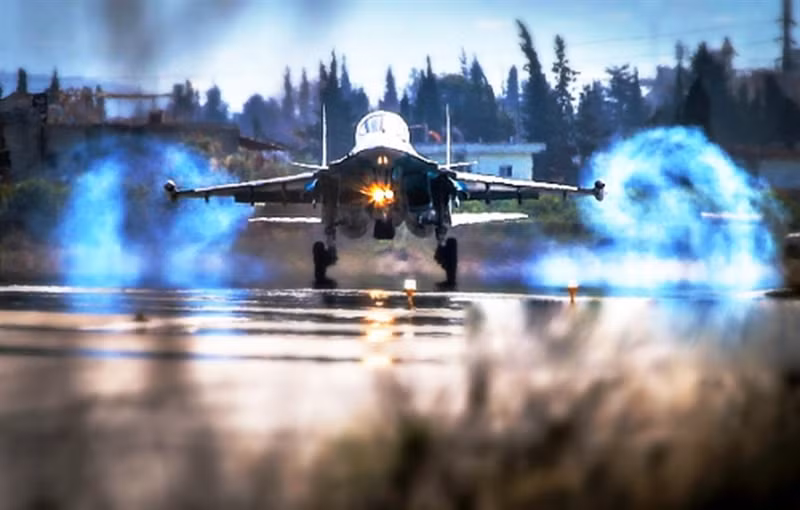 Với những hệ thống được trang bị mới, hiệu quả chiến đấu của Su-34 sẽ tăng thêm ít nhất hai lần. "Máy bay rất hứa hẹn và tôi chắc chắn rằng nó sẽ sỡ hữu những khả năng tấn công khác hẳn so với Su-34 nguyên bản", chuyên gia Nga nói.