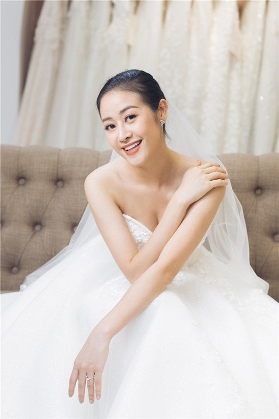 Phí Linh là gương mặt MC quen thuộc với khán giả qua nhiều chương trình truyền hình thực tế như Giọng hát Việt, Giọng hát Việt nhí... Cô được đánh giá là MC có lỗi dẫn sắc sảo, ứng biến tình huống nhanh nhạy trên sân khấu.