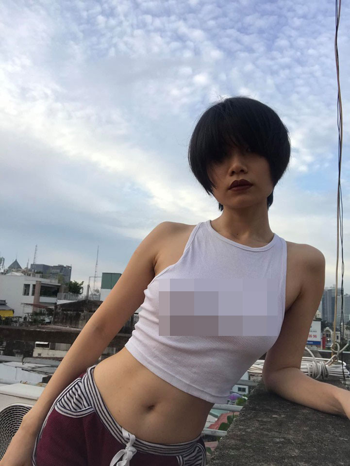 Đáp lại những lời chỉ trích, Trà My tỏ ra khá bình thản. Cô bày tỏ đăng ảnh nóng vì không muốn nhạt nhẽo. Nữ diễn viên cũng biện minh những bức ảnh này hoàn toàn trong sáng, không gợi dục.