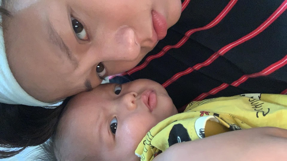 He lo chi tiet hot phan ngoai truyen 