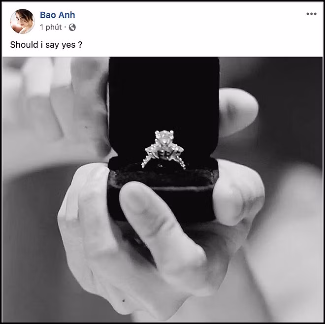 Bao Anh khoe nhan cau hon kim cuong khien fan xon xao