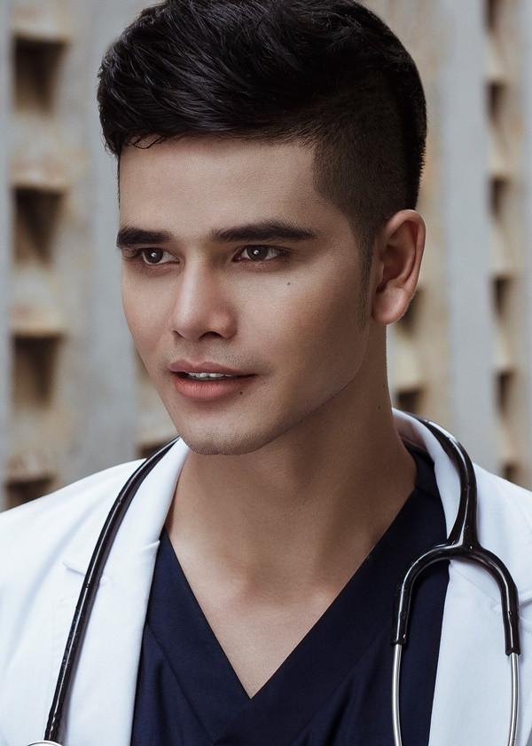 Trai la tinh tu voi Siu Black cao 1m84, than hinh 6 mui nhu “tuong tac”-Hinh-2