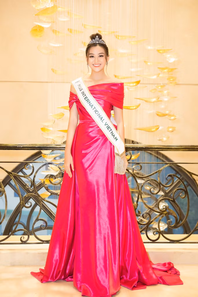 Soi nhan sac A hau Tuong San thi Hoa hau Quoc te 2019