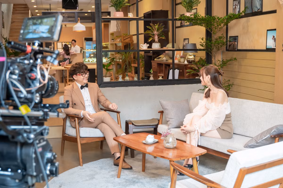 Ninh Duong Lan Ngoc khoc mai khong dung khi lan dau dong canh nong-Hinh-3