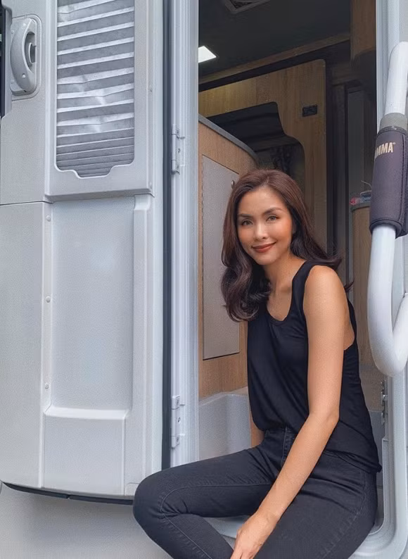 Cuoi cung con gai Tang Thanh Ha cung lo dien, de thuong vo cung