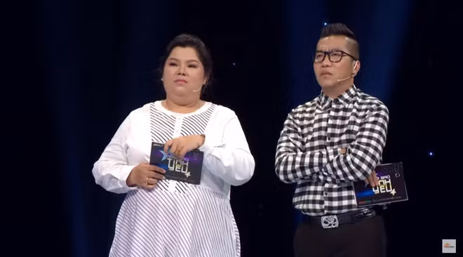 MC Tuyen Map mang te tat co gai tren song vi lua doi khan gia-Hinh-3