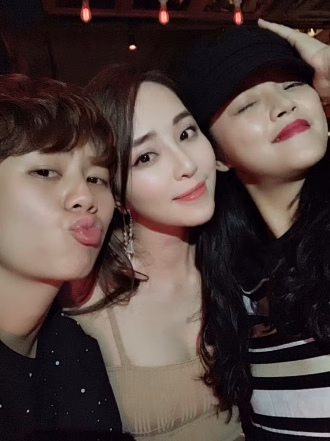 Quynh Nga mac goi cam, tai xuat an tuong sau ly hon