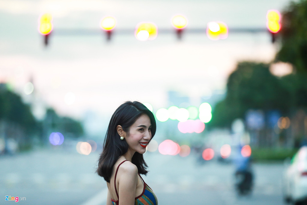 Ai tiếp xúc với ca sĩ Thủy Tiên đều nhận thấy cô yêu Công Vinh, luôn dành những lời có cánh cho anh. Một số ý kiến cho rằng cô đang tô vẽ cuộc sống của mình. Với Thủy Tiên, cô không bận lòng về những nhận xét đó. Nữ ca sĩ cảm thấy ông xã tốt tính, chiều chuộng vợ con. Đặc biệt, cô học được từ chồng cách đối nhân xử thế ôn hòa, tình cảm với mọi người.