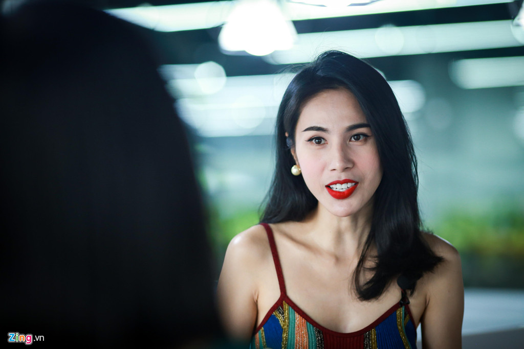 Thủy Tiên chia sẻ hai điều quan tâm lớn nhất với cô vẫn là gia đình và công việc. Nữ ca sĩ vẫn đam mê nghề, đầy cảm hứng sáng tác nhạc. Vì vậy, cô dự định gửi đến khán giả nhiều sản phẩm hơn trong năm 2019.