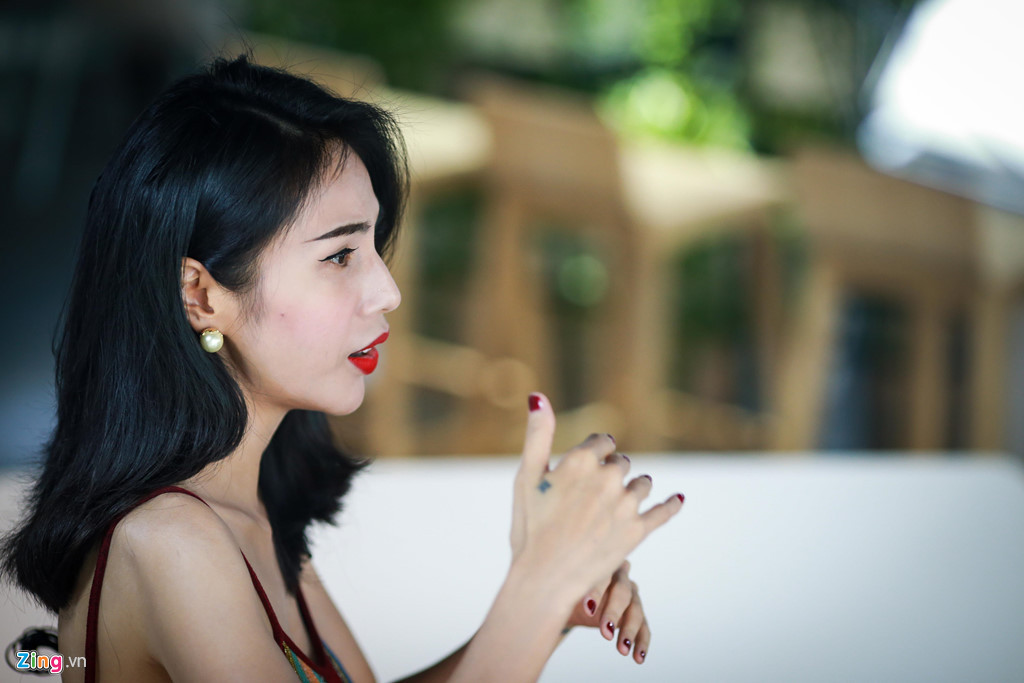 Cũng vì đã có cuộc sống đủ đầy, cô không còn lòng hận thù với những người đã đối xử tệ với mình. Thủy Tiên cho rằng: "Ai làm việc xấu chắc chắn sẽ nhận hậu quả nên bây giờ, tôi không trách móc người đã hãm hại, thậm chí lạm dụng mình".