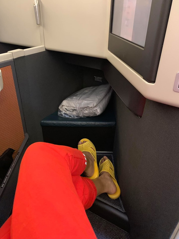 Hình ảnh của H'hen Niê gây tranh cãi trái chiều. Nhiều khán giả cho rằng nàng hoa hậu luộm thuộm, cẩu thả. Một số khác lại yêu mến sự giản dị của cô gái dân tộc Ê Đê này.