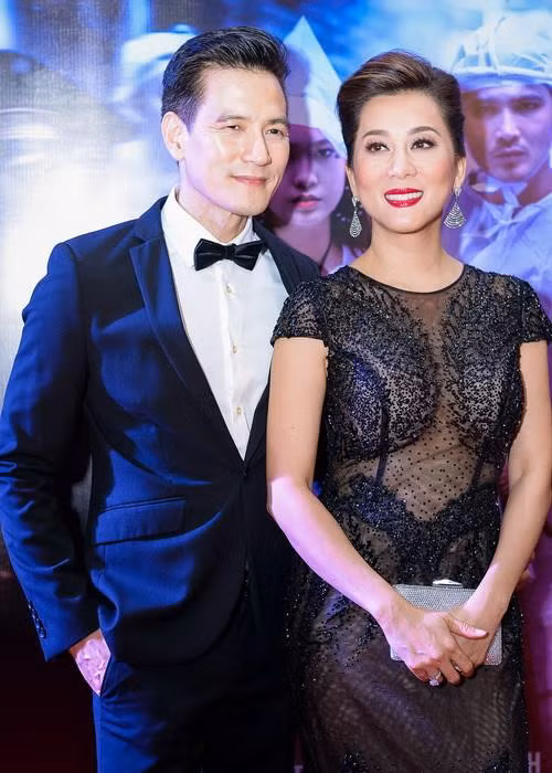 Ro tin don MC Ky Duyen chia tay ban trai sau 10 nam gan bo