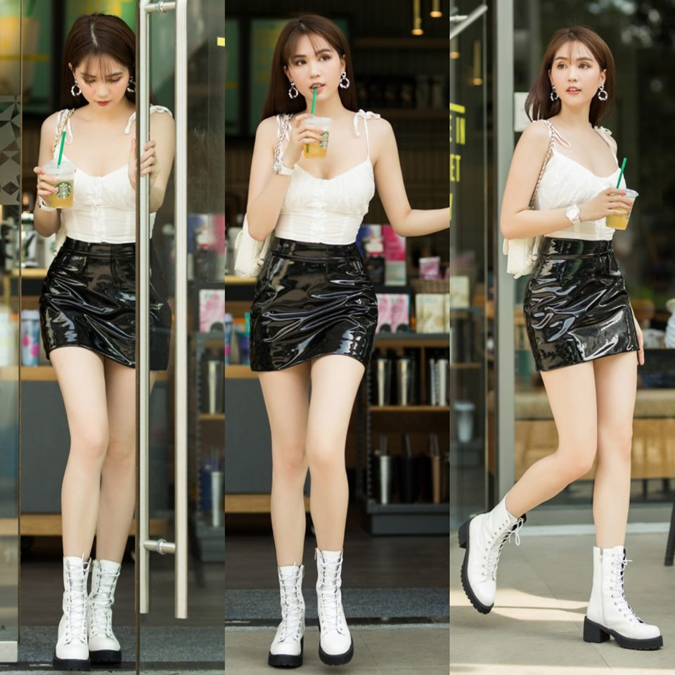 Cô cũng tích cực khoe ảnh tham gia các sự kiện, đánh bóng tên tuổi.