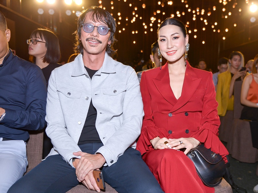 Bộ phim Chị chị em em của nữ đạo diễn Kathy Uyên kết hợp với nhà sản xuất người Mỹ gốc Việt Timothy Linh Bùi và Will Vũ.