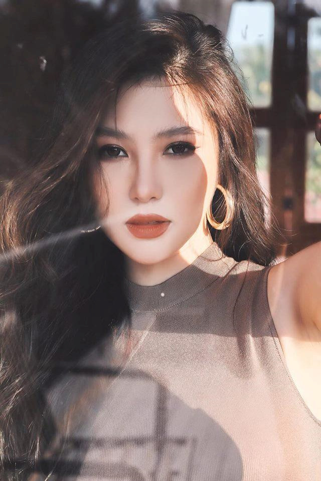 Huong Tram bi nhan xet het thoi,