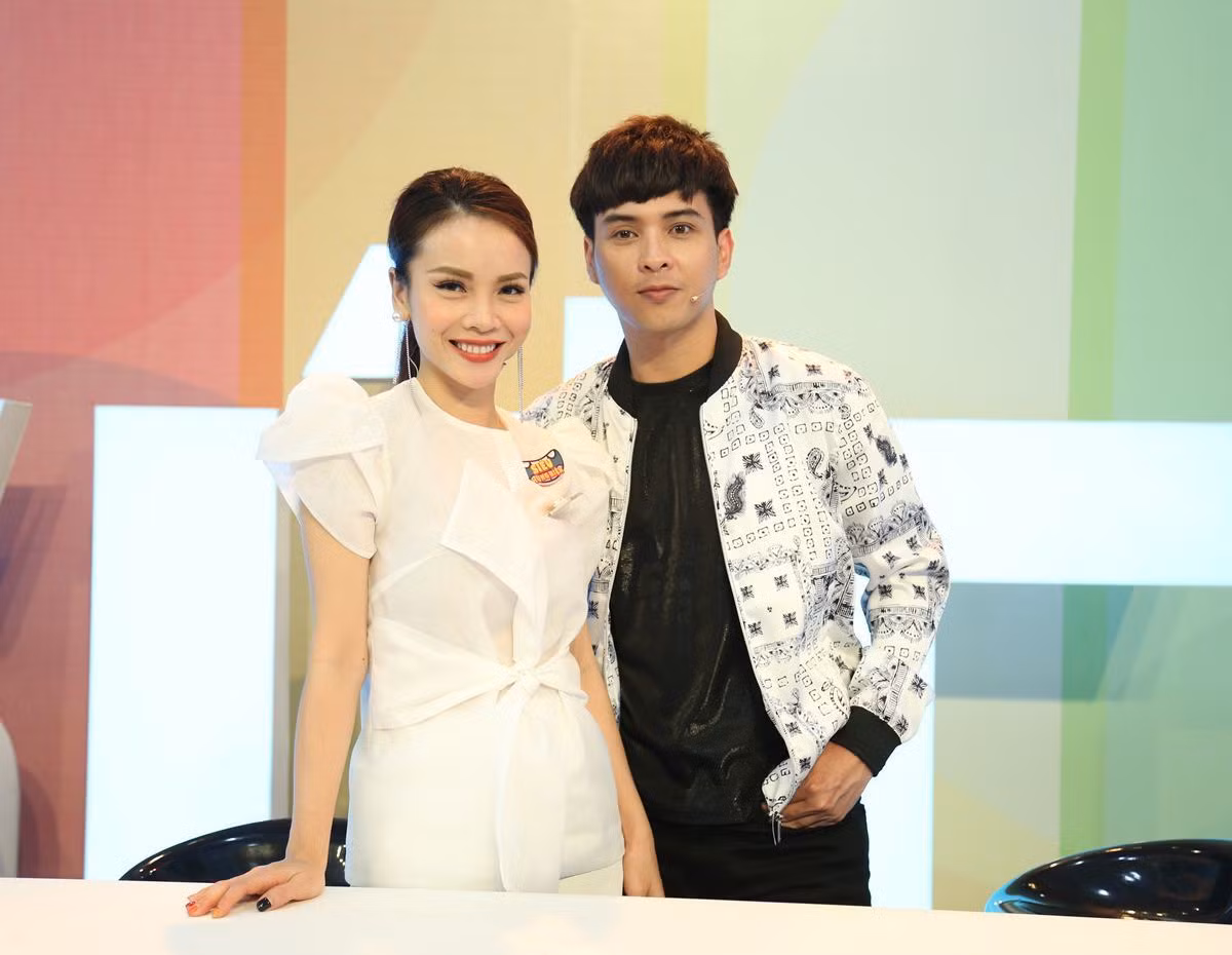 Ho Quang Hieu boi roi khi bi hoi 