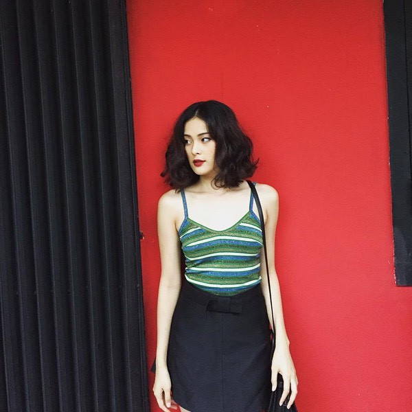 Sau nhiều năm vào showbiz, sự nghiệp của Hạ Vi bị đánh giá mờ nhạt, không có sự bứt phá.