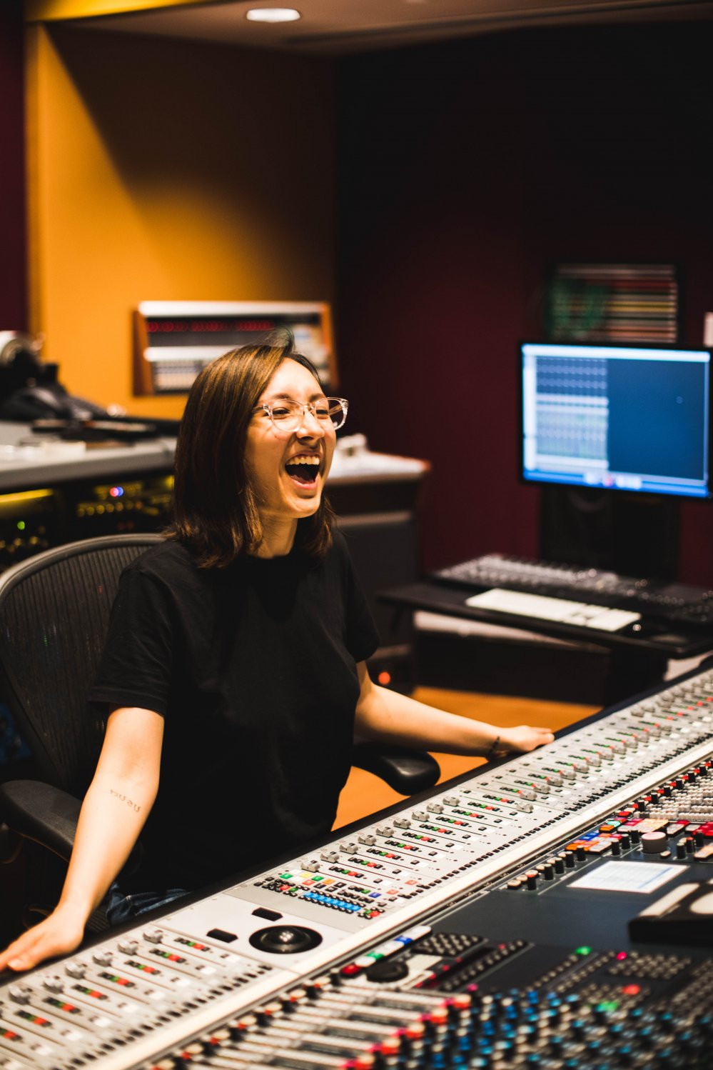 Anna Trương từng chia sẻ với phóng viên VTC News về cuộc sống của cô ở bên Mỹ: "Tôi làm ở phòng thu khoảng 5 ngày/tuần. Mỗi ngày làm việc của tôi kéo dài từ 10 - 12 tiếng. Thời gian rảnh tôi dùng để tập guitar và sản xuất nhạc cho dự án solo mới của mình dưới tên Anna Malee".