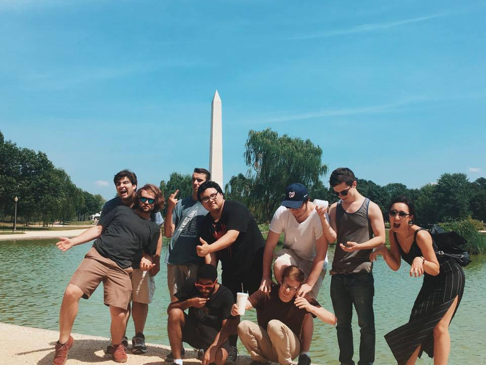 Dù công việc khá bận rộn nhưng Anna Trương rất hài lòng với cuộc sống hiện tại. Con gái nhạc sĩ Anh Quân tâm sự: "Lúc nào tôi cũng thấy mình như đang trong một cuộc đua, chỉ cần lơ là chút là bị tụt lại phía sau. Tôi thấy mình may mắn khi được chạy cùng những người giỏi, làm bạn với họ và học hỏi họ".