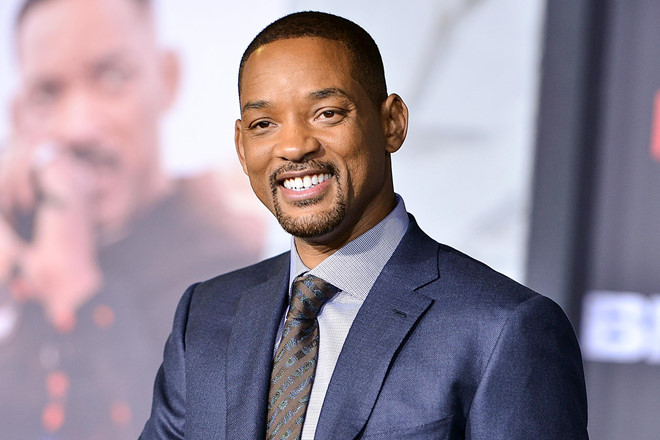 Will Smith mang đến tiếng cười cho khán giả khi hóa thần đèn trong tác phẩm Aladdin ra rạp hồi 8/5. Dự kiến đến đầu tháng 10, anh sẽ tiếp tục xuất hiện trong vai chính của dự án điện ảnh chính kịch/hành động Gemini Man do Ang Lee làm đạo diễn. Smith kiếm 35 triệu USD năm qua.