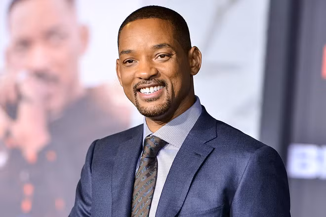 Will Smith mang đến tiếng cười cho khán giả khi hóa thần đèn trong tác phẩm Aladdin ra rạp hồi 8/5. Dự kiến đến đầu tháng 10, anh sẽ tiếp tục xuất hiện trong vai chính của dự án điện ảnh chính kịch/hành động Gemini Man do Ang Lee làm đạo diễn. Smith kiếm 35 triệu USD năm qua.