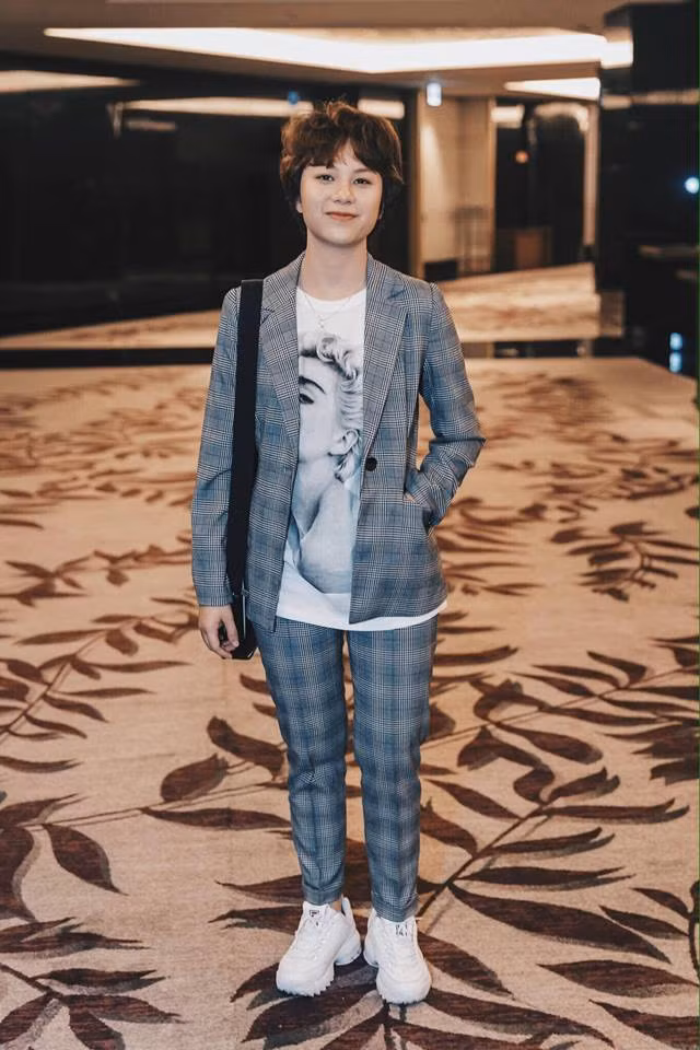 Với vai chính đầu tiên trên màn ảnh nhỏ, Bảo Hân cho thấy cô xứng đáng là một gương mặt mới đầy triển vọng. Thậm chí fan còn đòi "mua với giá 3 tỷ đồng" vì quá yêu thích phong cách và lối diễn của Bảo Hân.