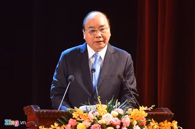 Tại buổi trao tặng danh hiệu, Thủ tướng Nguyễn Xuân Phúc phát biểu: “Hôm nay là ngày đặc biệt đối với ngành văn hóa nghệ thuật. Trong không khí đó, tôi rất vui mừng được thay mặt lãnh đạo Đảng và Nhà nước đến dự lễ trao tặng danh hiệu NSND, NSƯT lần thứ 9 năm 2019. Tôi xin gửi tới các đồng chí, các vị đại biểu, đặc biệt là các nghệ sĩ lời thăm hỏi thân thiết và lời chúc mừng tốt đẹp nhất”.