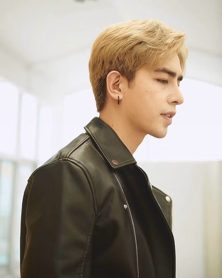 Ban trai moi kem Thu Thuy 10 tuoi tung tham gia gameshow 18+-Hinh-4