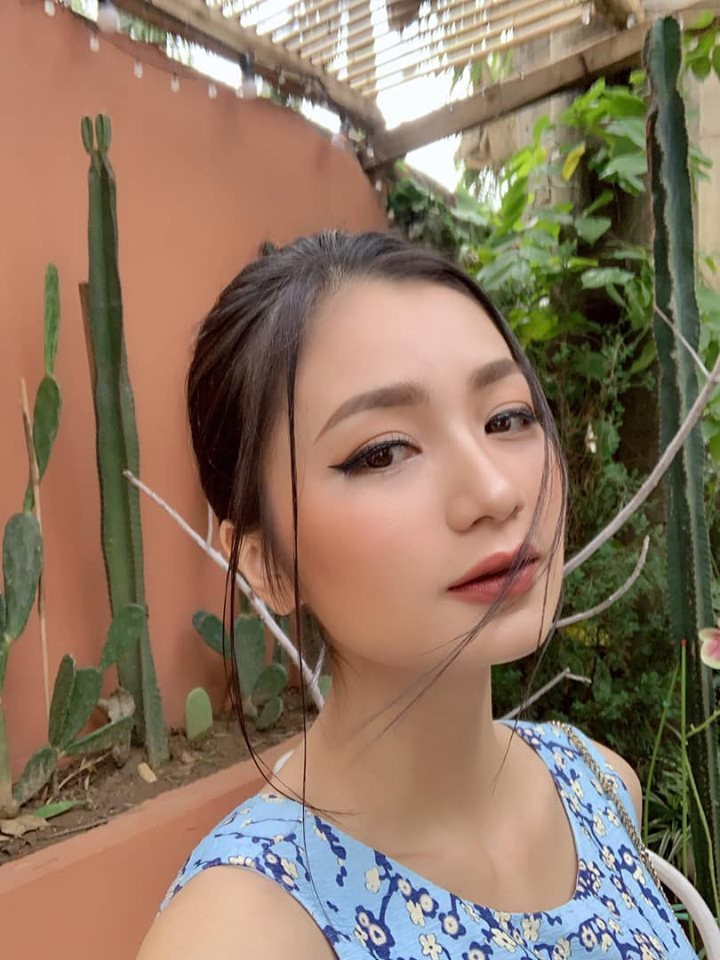 "Khi phim lên sóng mọi người có tổng kết lại và dành cho Diệu Hương danh xưng "Cô gái số nhọ nhất màn ảnh Việt" bởi phim nào đóng cũng vất vả về đường con cái, mẹ chồng nhưng trộm vía trời thương là cuộc sống bên ngoài không bị phim vận vào người dù trước đó tôi cũng lo", Diệu Hương tâm sự.