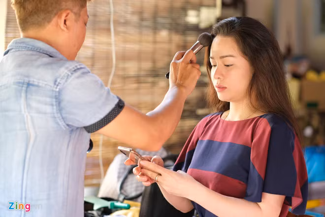 Nhat Kim Anh xuat hien pho phac sau vu mat trom 5 ty