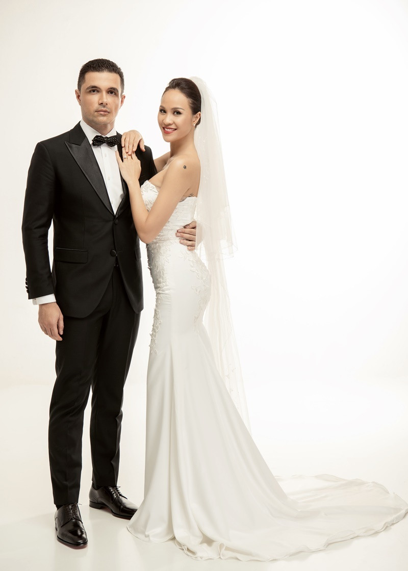 MC Phuong Mai tung anh cuoi, hon chong Tay ngot ngao