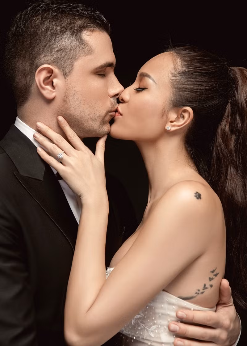 Chồng Phương Mai là người chu đáo và luôn ủng hộ cô trong mọi quyết định của mình.