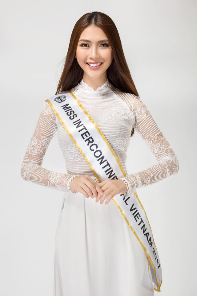 Năm 2017, Tường Linh đại diện Việt Nam dự thi Miss Intercontinental - Hoa hậu Liên lục địa 2017. Cô lọt Top 18 chung cuộc và giành giải “Thí sinh được yêu thích nhất”.