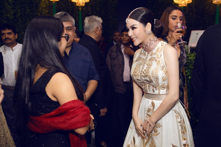 Người đẹp nổi bật trong dàn khách mời tham gia tiệc xa hoa của vị tỷ phú Ấn Độ.