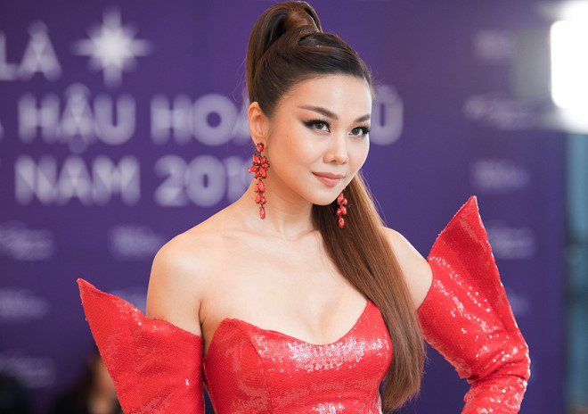 Về phía giám khảo Thanh Hằng, cô gần như nắm rõ điểm mạnh - điểm yếu của những thí sinh quen mặt. Nói về Thúy Vân (Á hậu Quốc tế) hay Hương Ly (Quán quân Next Top Model), Thanh Hằng đánh giá cao sự dũng cảm của họ, nhưng như thế chưa đủ. Theo cô, để tạo sự khác biệt, các bạn phải mang đến những giá trị cho cộng đồng, cho những người xung quanh.