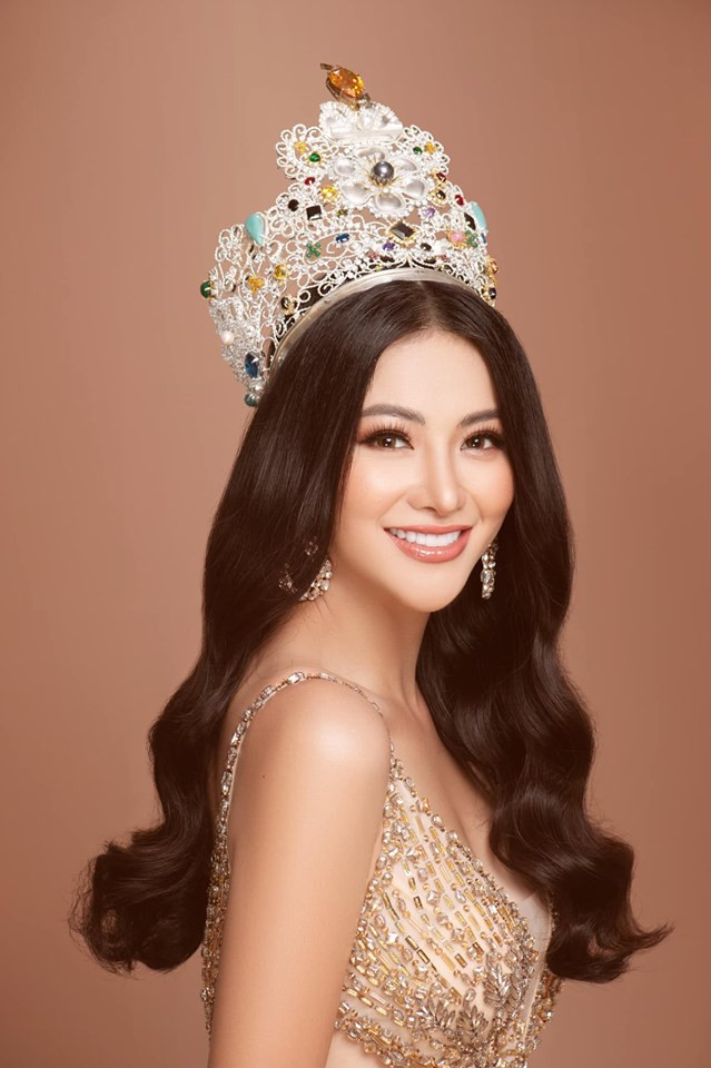 Đối diện với ồn ào này Phương Khánh hiện chưa có lời giải đáp khiến khán giả không rõ thực hư.