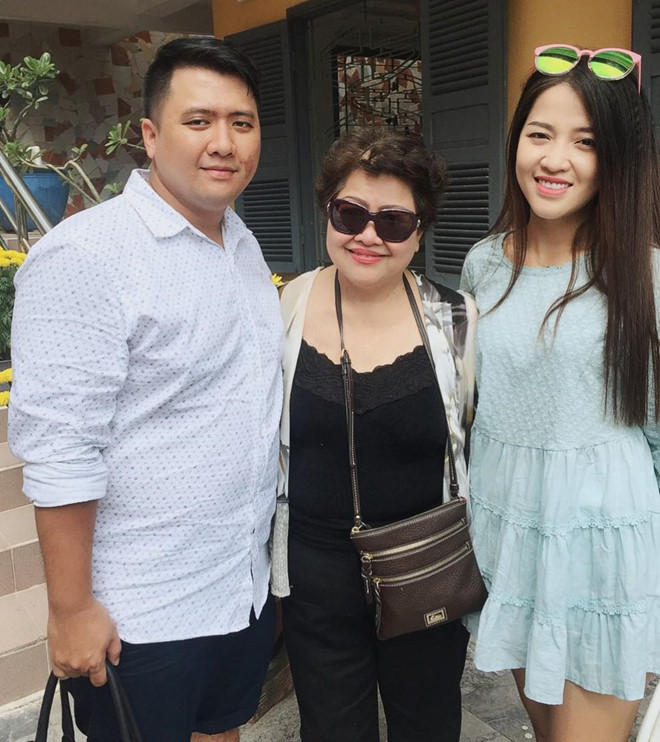 Chuyện tình cảm đẹp của Puka và Diệp Tiên nhận được sự ủng hộ từ gia đình bên. Cô cho biết đã gặp mẹ bạn trai khi bà về Việt Nam. Riêng NSND Diệp Lang vì sức khỏe không thể về nước nhưng cô vẫn thường xuyên trò chuyện qua điện thoại.