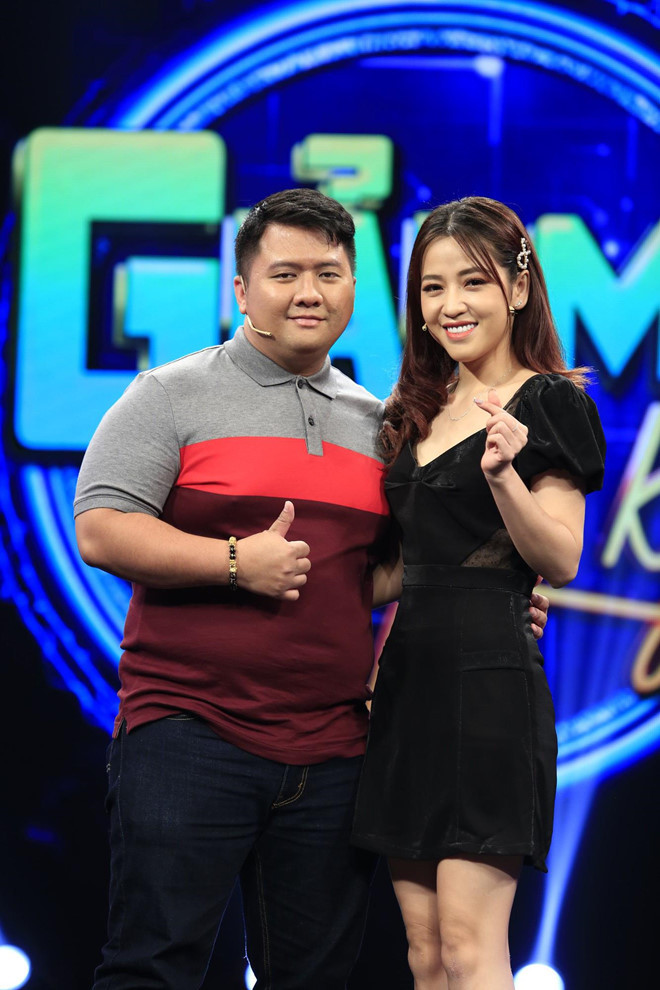 Trước truyền thông, Puka không ngại chia sẻ chuyện về sống chung nhà với bạn trai trong thời gian yêu nhau. Cô kể Diệp Tiên hiền lành, sống có trách nhiệm nên "làm được bao nhiêu tiền, anh đều đưa tôi giữ".