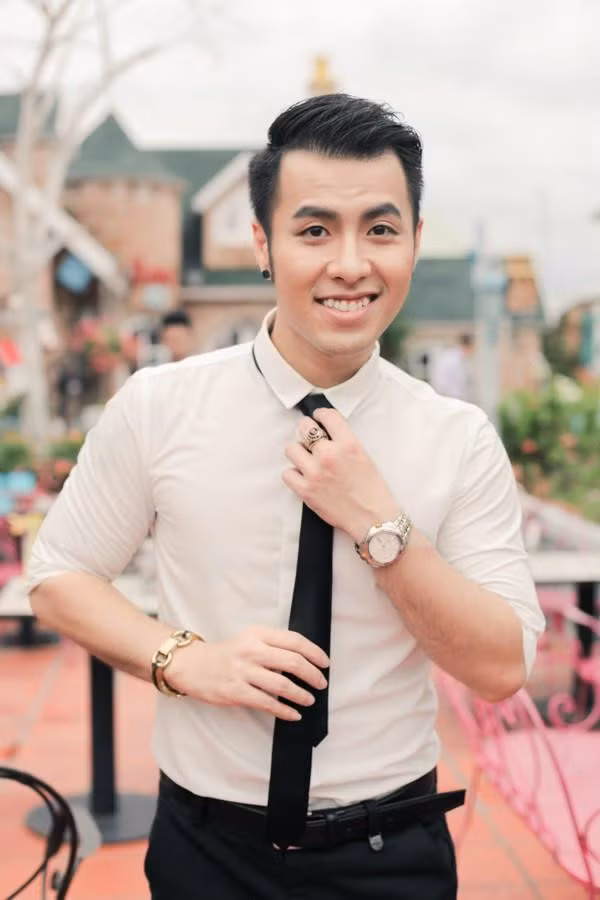 Bi che phat tuong, Akira Phan da dao keo nhung gi?-Hinh-3