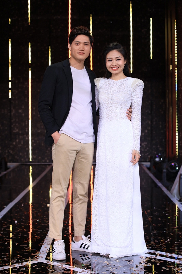 Lo tin nhan dien vien Le Loc noi yeu Duong Viet Dung