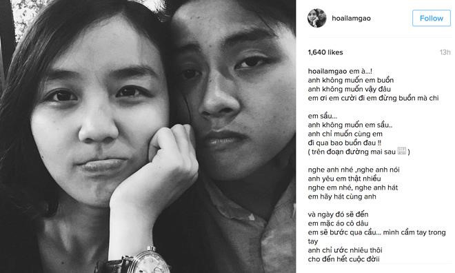 Ngay sau khi công khai tình yêu, Hoài Lâm vấp phải luồng ý kiến phản đối dữ dội từ người hâm mộ. Nhiều người khuyên anh nên tập trung phát triển sự nghiệp vì mới 21 tuổi. Cùng với đó, Bảo Ngọc cũng bị chỉ trích. Song, Hoài Lâm vẫn viết những lời ngôn tình cho bạn gái, thậm chí úp mở chuyện kết hôn. Anh làm thơ: “Và ngày đó sẽ đến, em mặc áo cô dâu. Em sẽ bước qua cầu, mình cầm tay trong tay. Anh chỉ ước nhiêu thôi, cho đến hết cuộc đời”.