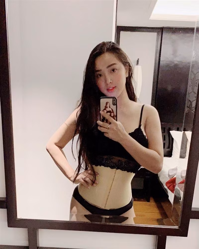 Bi nghi sua mat sau sinh mo lan 3, Hai Bang dap tra